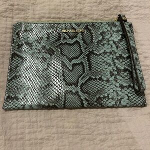 Michael Kors wristlet